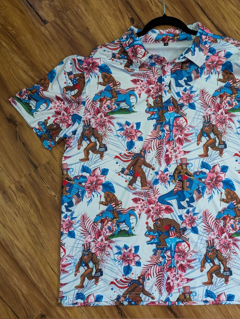 Men's Size Large Bigfoot, Patriotic, Beer, Dinosaurs, USA Button Shirt